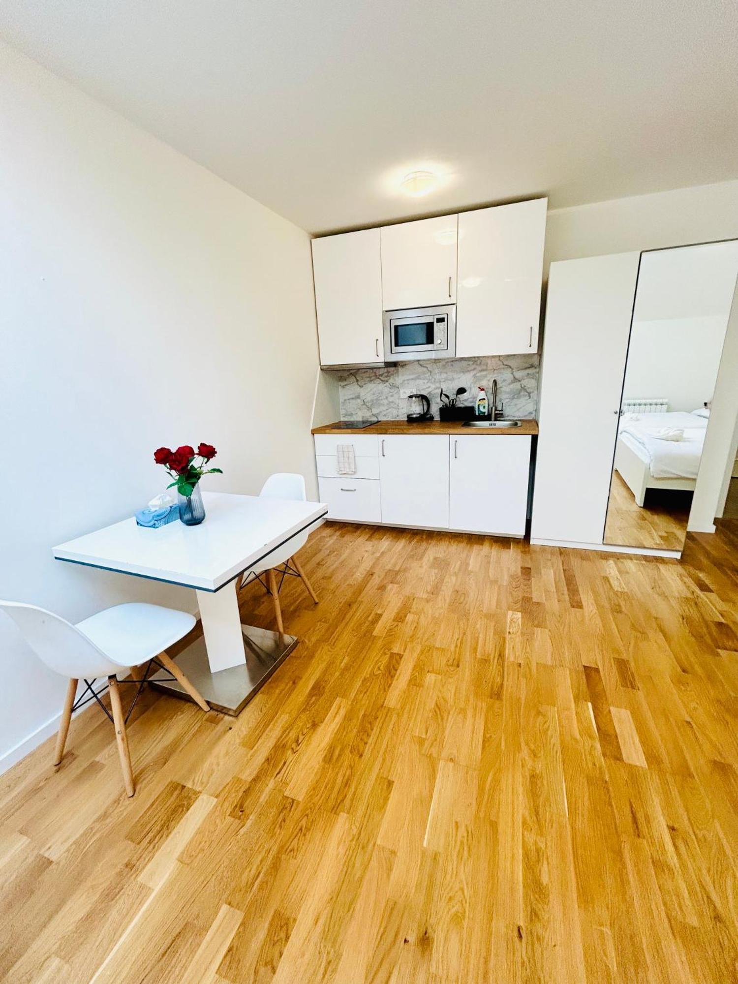 Cozy Design Apartments Right Next To Wenceslas Square Praga Exterior foto